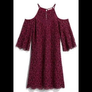 Like-new Skies Are Blue Cold Shoulder Lace Dress, Size S / Small